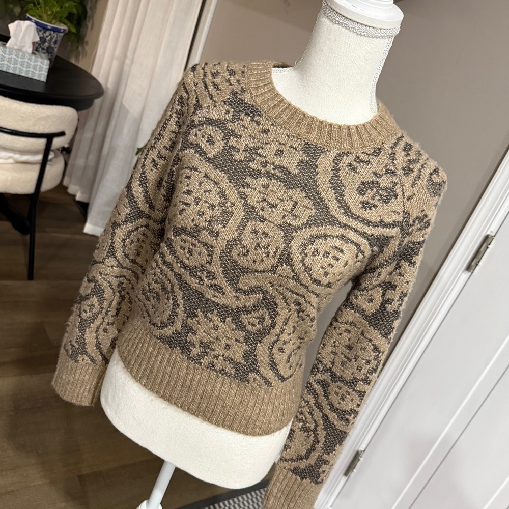 Tahari Tan and Brown Paisley Patterned Soft Sweater Sz. S